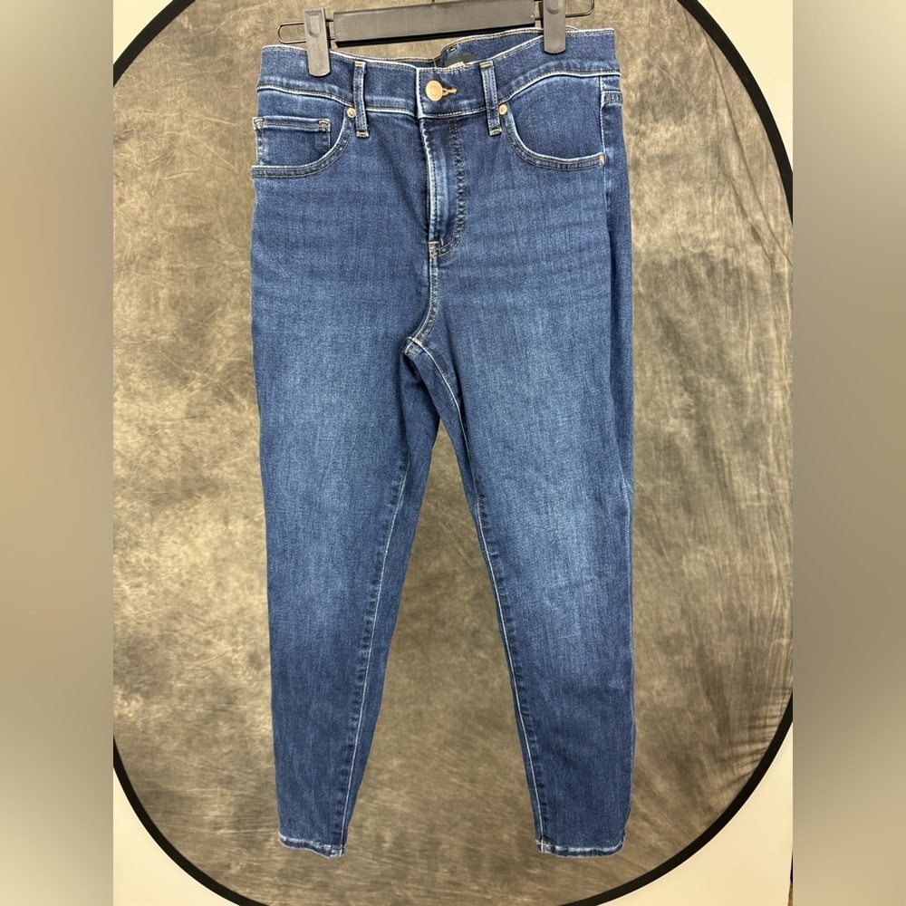 Express Dark Wash Skinny Jeans / Size 6 Short / Mid Rise Stretch